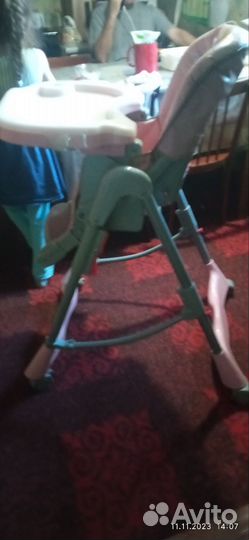 Стул для кормления