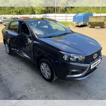 ВАЗ (LADA) Vesta 1.6 MT, 2018, битый, 230 000 км, с пробегом, цена 465 000 руб.