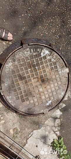 Люк канализационный чугунный