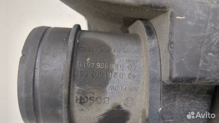 Корпус воздушного фильтра Volkswagen Transporter 5, 2006