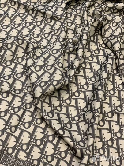 Шелковый платок бандана Dior серый новый