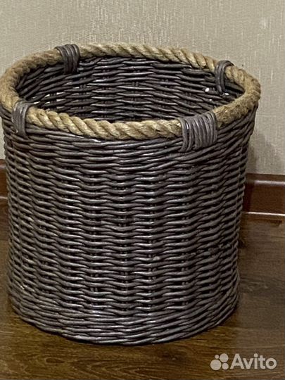 Корзина плетеная для хранения и интерьера