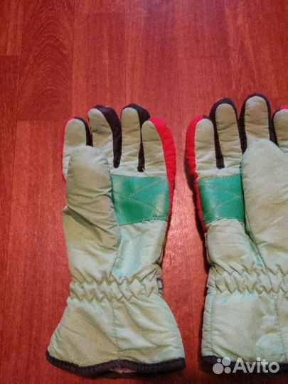 Перчатки