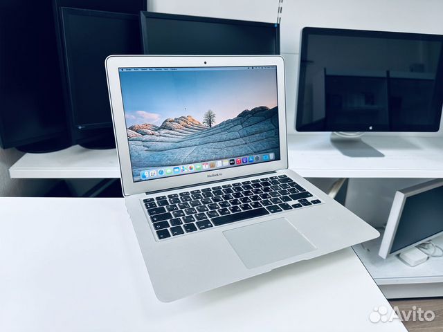 MacBook Air 13 2017 i7 512 SSD новый акб (Э-676)