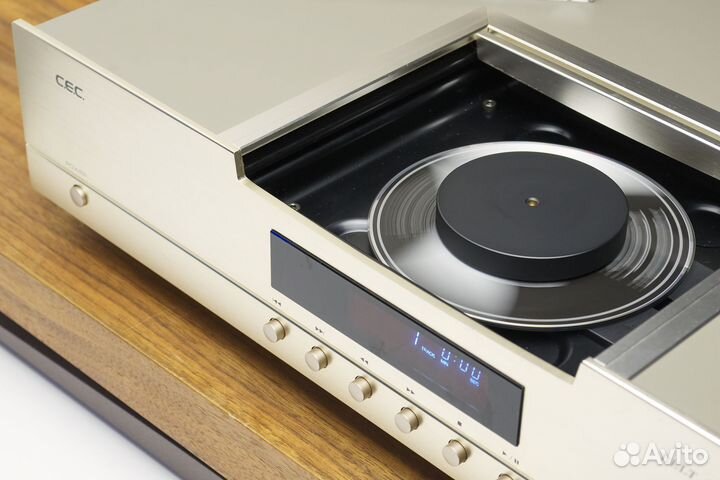 Проигрыватель компакт дисков CEC TL5100