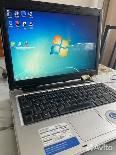Ноутбук Asus рабочий