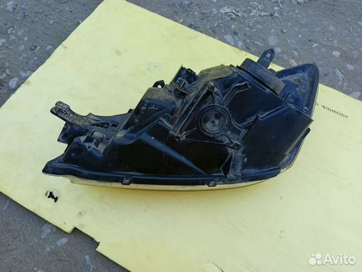 Фара передняя lancer 9