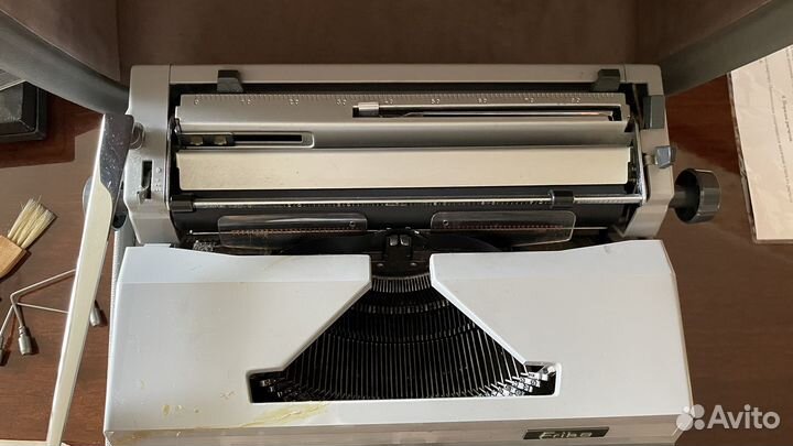 Печатная машинка Erika