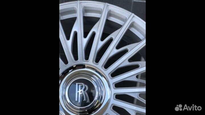 Кованые диски на Rolls-Royce Wraith