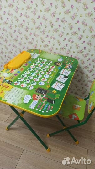 Стол и стул