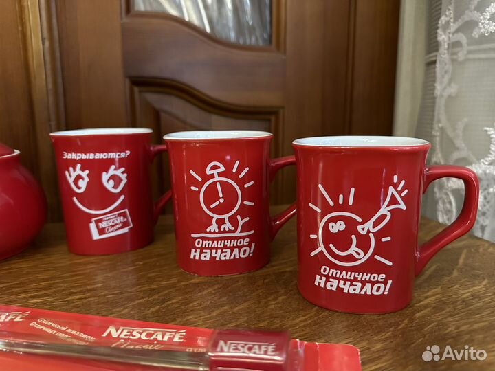 Кружки, сахарница, ложки Нескафе (Nescafe)