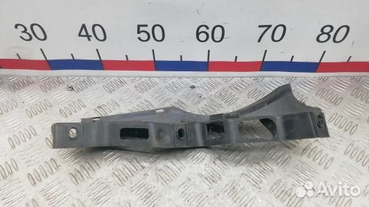 Крепление бампера переднее volkswagen passat B6 (G