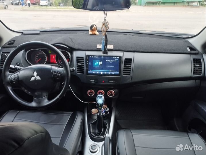 Mitsubishi Outlander 2.4 МТ, 2008, 205 000 км