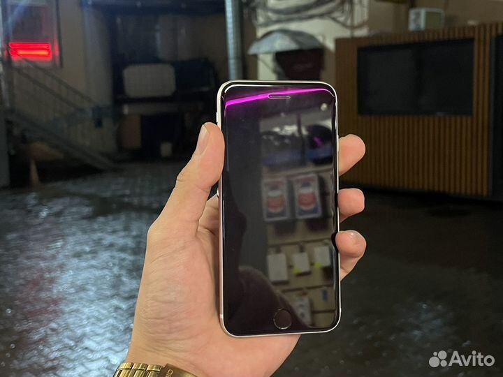 iPhone SE (2020), 128 ГБ