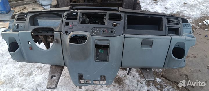 Торпедо Ford Transit 155 2.2