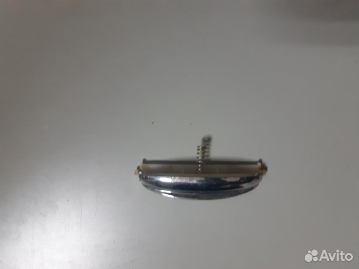 Замок крышки мультиварки Maxwell MW-3801