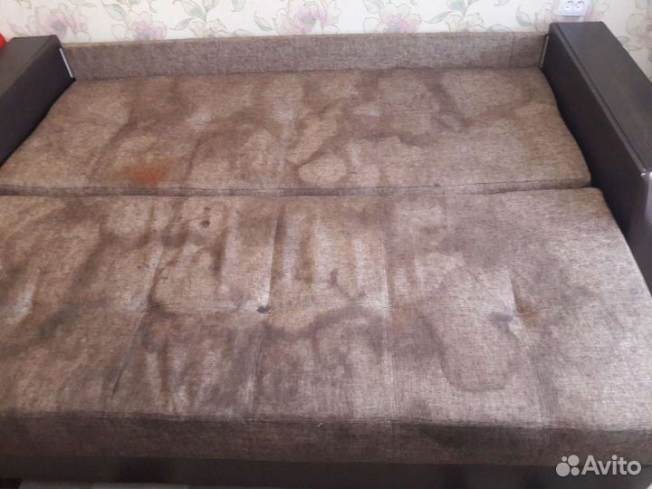 Химчистка углового дивана