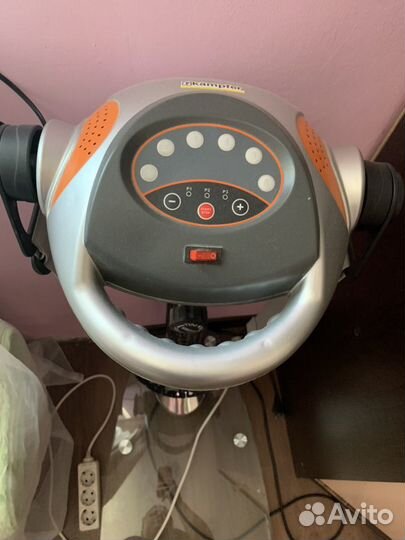 Продаю тренажер массажёр