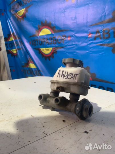 Главный тормозной цилиндр Hyundai Accent