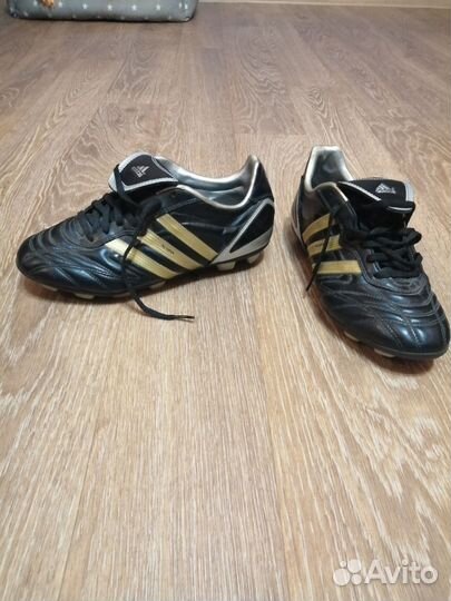 Бутцы футбольные детские