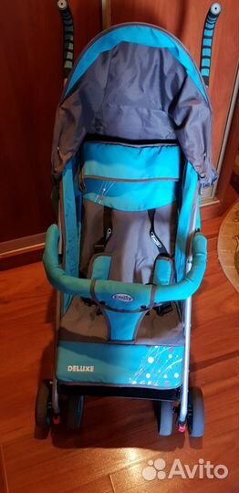 Прогулочная коляска трость