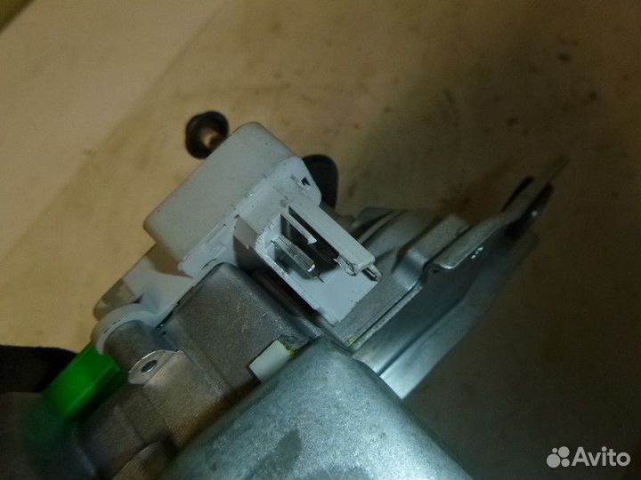 Моторчик стеклоочистителя задний nissan note note (E11) 2006