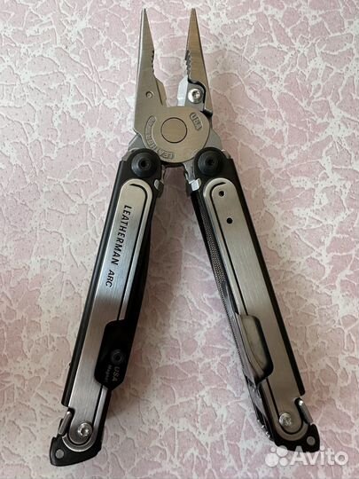 Mультитул Leatherman ARC