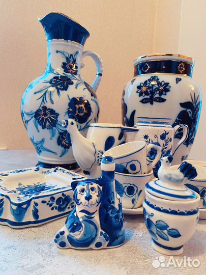 Фарфоровый сервиз