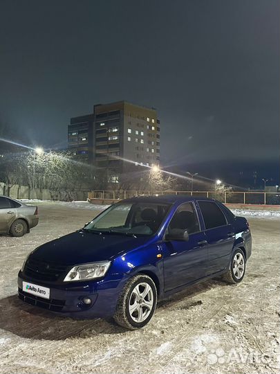 LADA Granta 1.6 МТ, 2013, 123 000 км