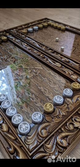 Нарды дубовые. Герб России РФ