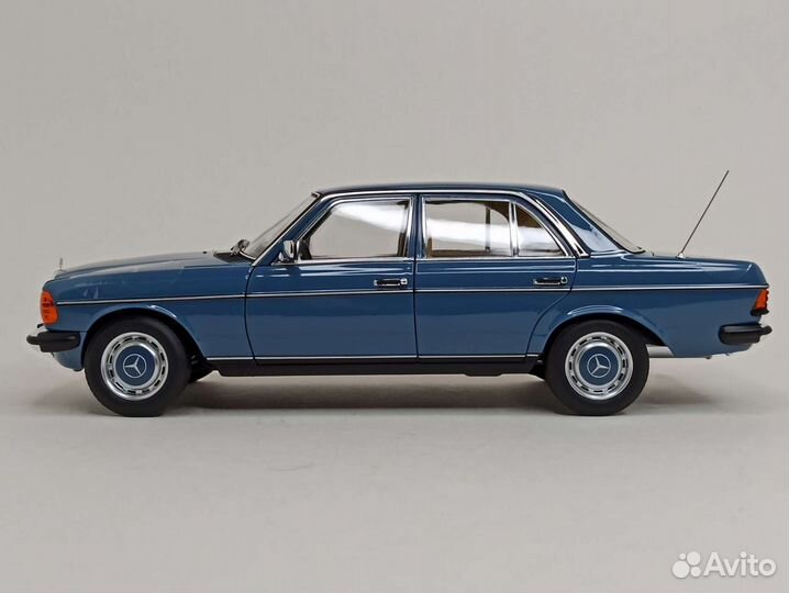 Mercedes 200 W123 Blue 1:18 Norev