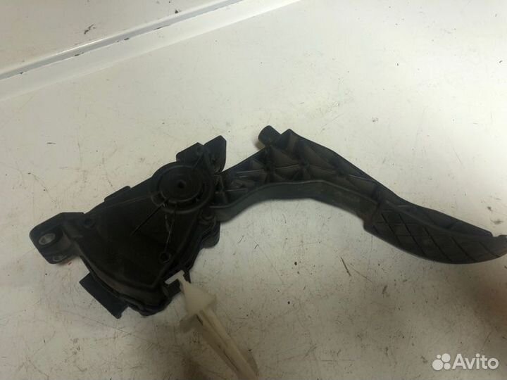 Педаль газа (электронная) Audi Skoda Vw