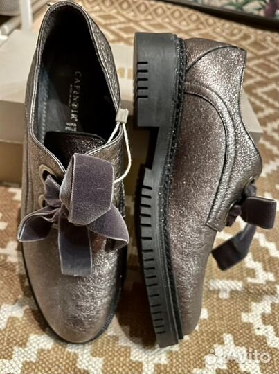 Ботинки женские новые 38 размера кожаные Cafenoir