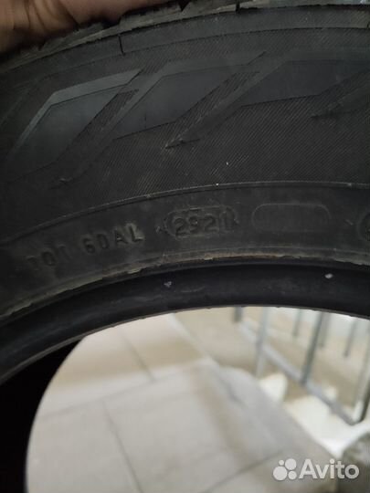 Nokian Tyres Hakkapeliitta R2 215/60 R16
