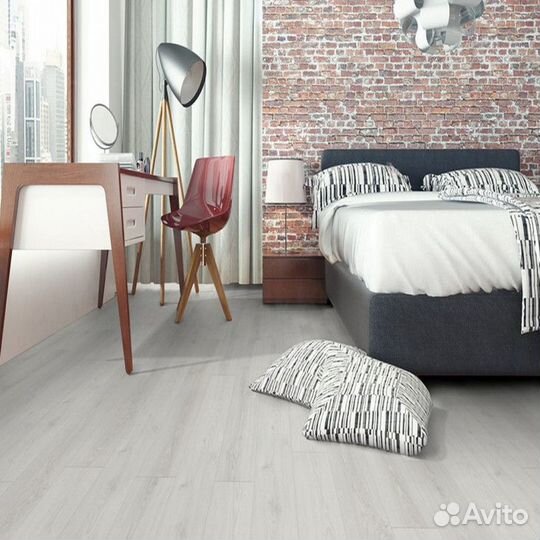Ламинат Kronopol Milo Platinium 3305 Nike Oak