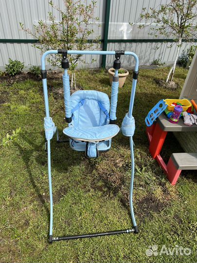 Детские качели уличные