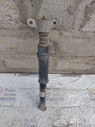Амортизатор подвески Peugeot 308 1.6 2008