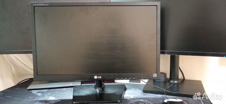 Монитор LG Flatron E2242C