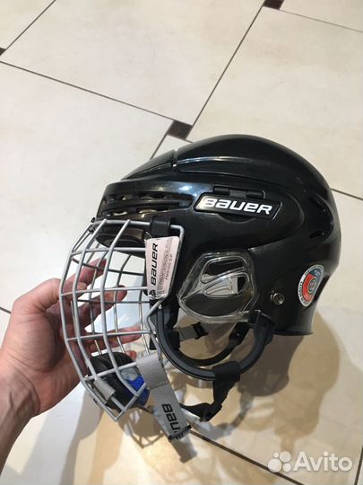 Хоккейный шлем Bauer