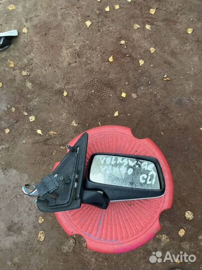 Зеркало правое Volkswagen Vento