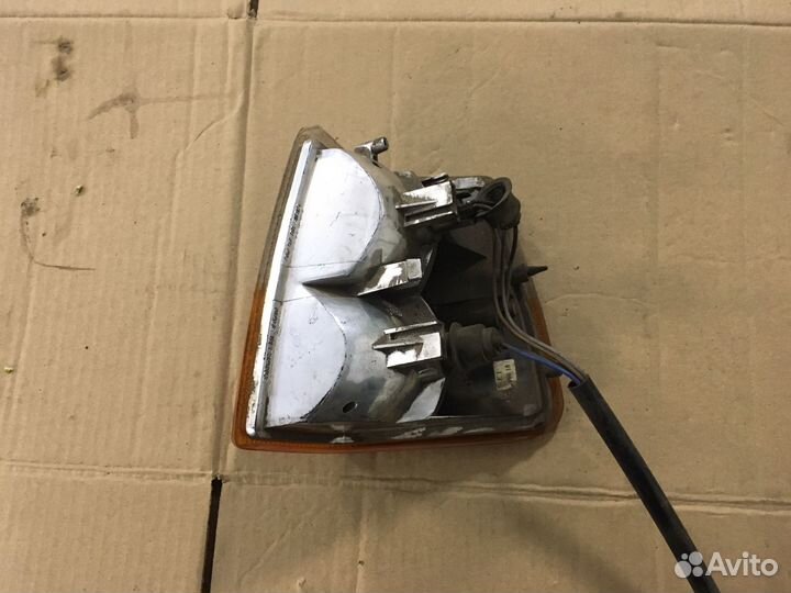 Фонарь правый Volvo 240 (4694)