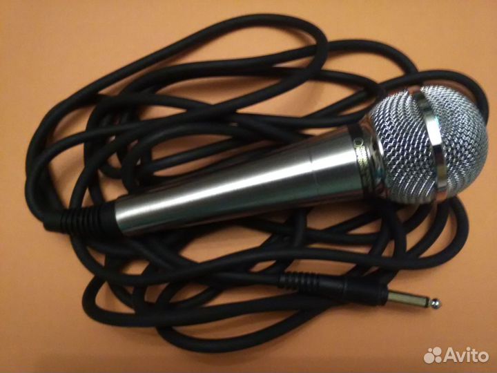 Микрофон для караоке 400/600 Ом + кабели/переходн