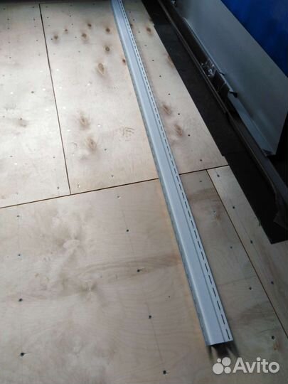 Планка примыкания, карнизная цвет 7024, угол внутр