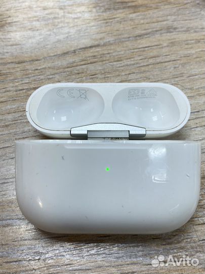 Кейс Apple AirPods Pro-А2190