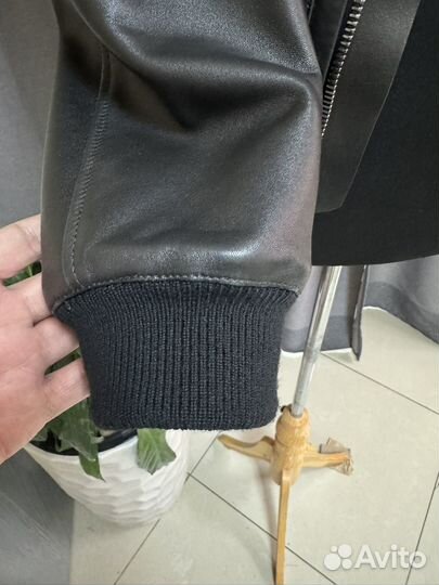 Кожаная куртка Missardi оригинал Новый 50й р