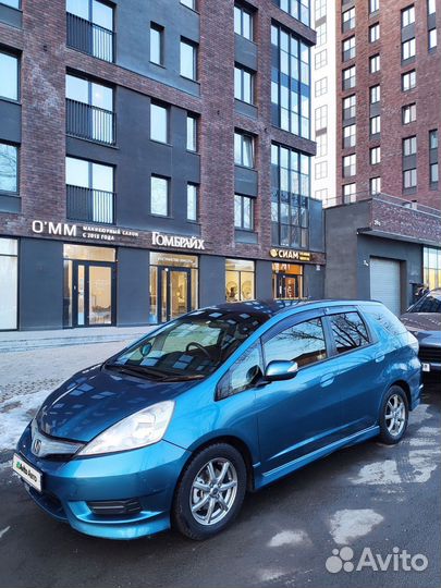Honda Fit Shuttle 1.3 CVT, 2011, 145 300 км