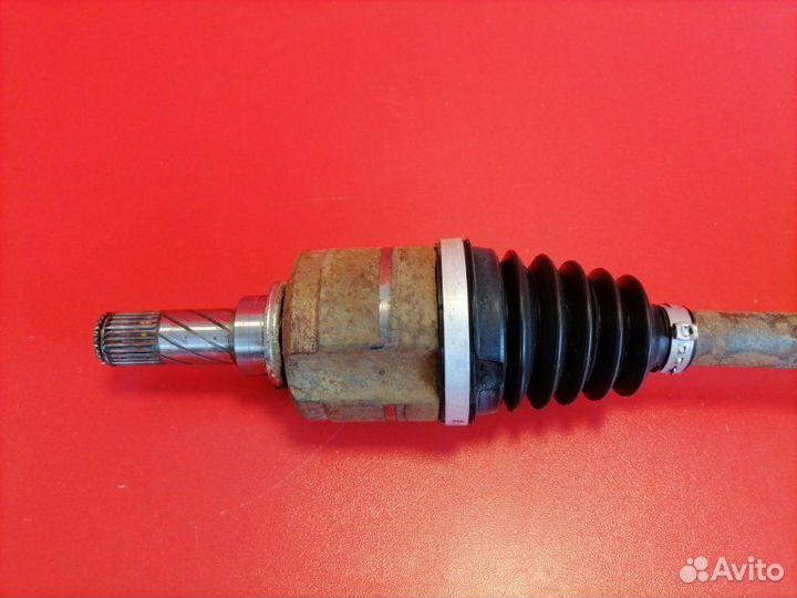 Привод левый передний Renault Duster