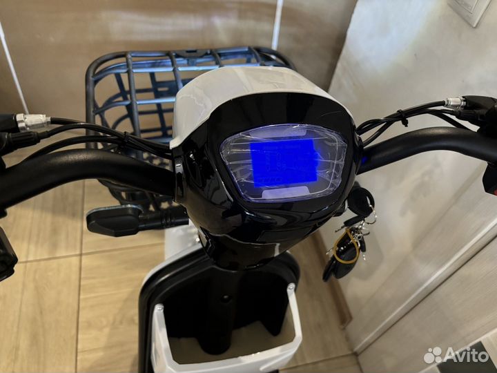 В наличии в перми электроскутер 350w 48v 12ah