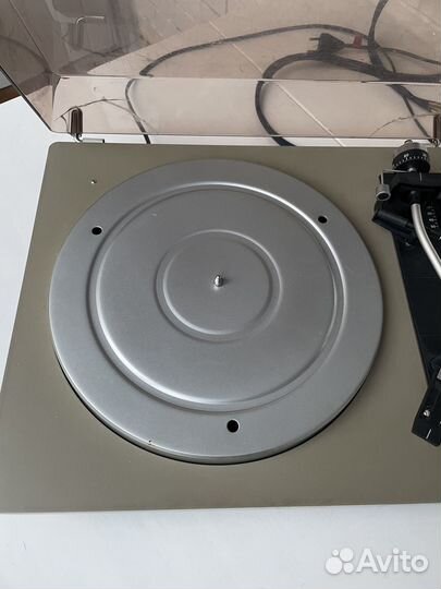 Lenco L133 (Швейцария) виниловый проигрыватель