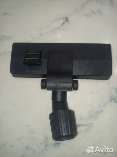 Универсальная щётка для пылесоса